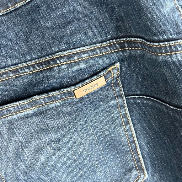 SO LIFTING by CHICO’S |👖Dark Navy Blue Faded Midrise Straight Leg Denim Jeans - Picture 7 of 8